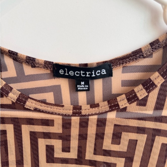 Mesh top - Picture 2 of 2